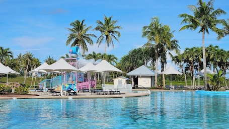 10 piscinas al aire libre