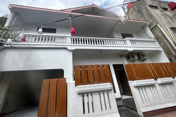 Façade de l’hébergement