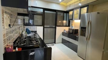 Fridge, microwave, stovetop, electric kettle