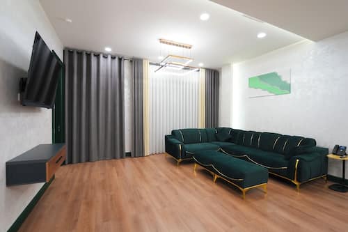 Departamento Prestigio | Caja de seguridad en la habitación, escritorio y insonorización