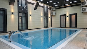 Indoor pool - Avant Hotel Tashkent Pool&Spa (Tashkent)