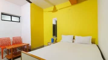 Single Room, Balcony, City View | Free WiFi, bed sheets