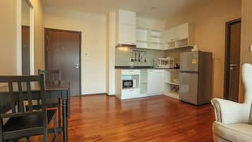 Basic Condo | Private kitchen