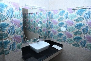 Towels - Work from Himalaya, Work from mountains, Majhachi apartments. (Manali)