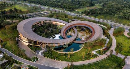 Chengdu Expo Waterfall Hotel - Mgallery Collection
