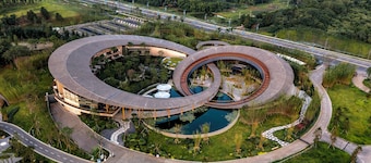 Chengdu Expo Waterfall Hotel - Mgallery Collection