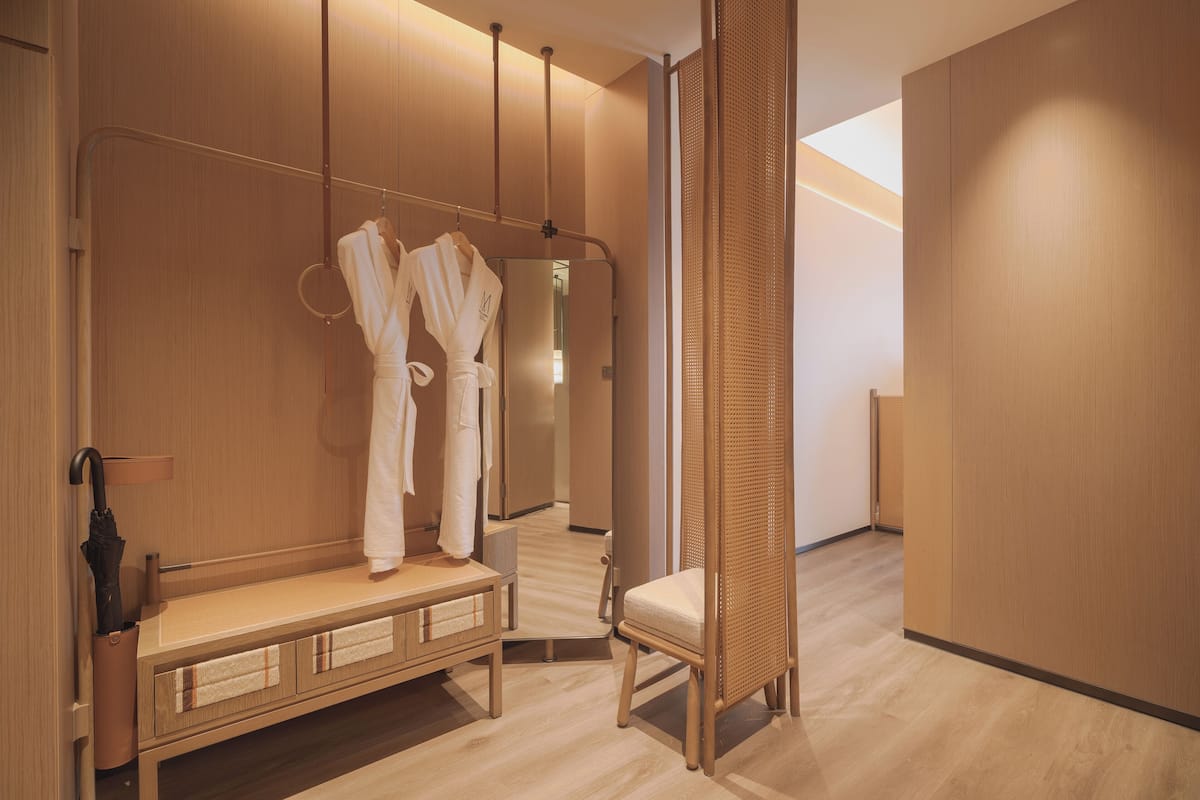 SUPERIOR ROOM, 2 Double Size Beds, Waterfall View | Down comforters, free minibar, in-room safe, blackout drapes
