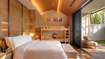 Down duvets, free minibar, in-room safe, blackout curtains