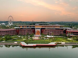 Exterior - Chengdu Expo Waterfall Hotel - Mgallery Collection (Chengdu)