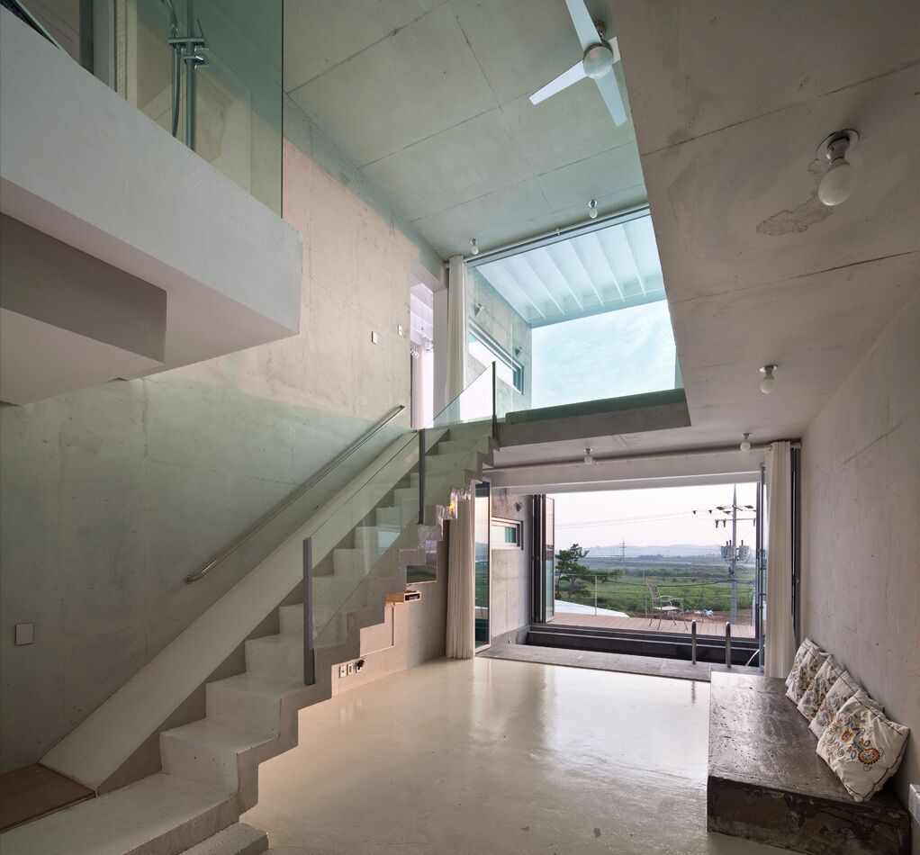 Luxury Room | Living area | LED TV, heated floors