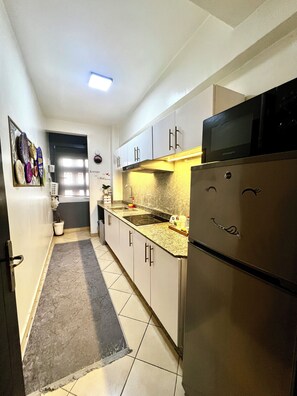 Microones, forn i placa de cuina 