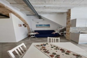 Villa | 1 bedroom - Vicolo IV Home 200m From Sea (Syracuse)