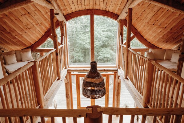 Interior - Spacious woodland cabin w/ huge deck, bbq, pizza oven, outdoor baths & firepit (Bromyard)