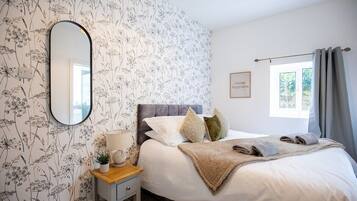 1 chambre, fer et planche Ă repasser, lit parapluie, Wi-Fi