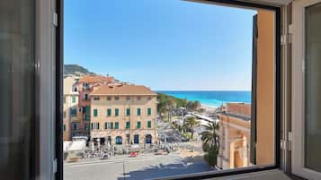 Quarto casal ou duplo clássico, vista para o mar | Vista para a água