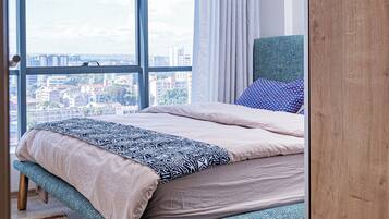 1 bedroom, desk, WiFi (free), bed sheets