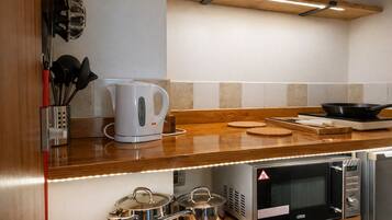 1 chambre, coffres-forts dans les chambres, bureau
