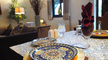 1 chambre, coffres-forts dans les chambres, bureau