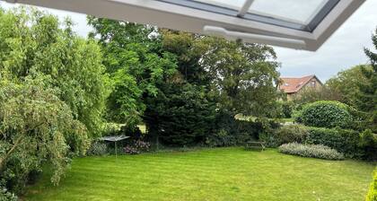 Bijou Bolthole in Blakeney for 2,parking,patio,lawn & close to Quay,pubs & shops