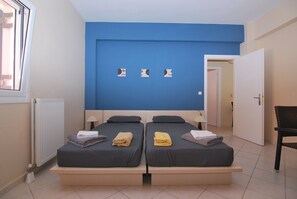 3 bedrooms, in-room safe, iron/ironing board, travel crib