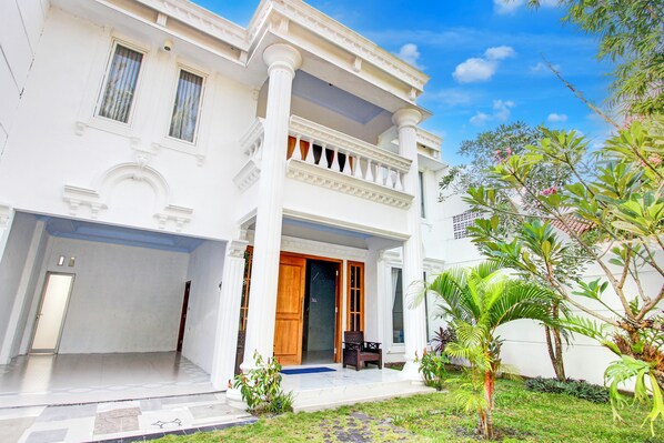 Front of property - Hotel O D'draman Homestay Syariah (Srimartani)