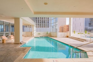Pool - Near ASU | Gym, Parking and Pool, Balcony & In-Uni (Phoenix)