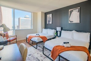 Room - Modern ASU Retreat | Pool | Gym | Balcony | W/D (Phoenix)