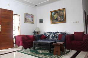 Exterior - Asyoka Residence By Key Room (Bekasi)