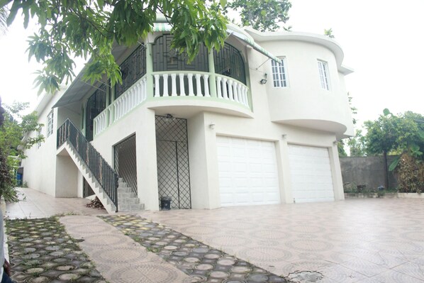 Ház | Külső rész