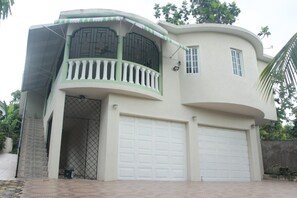 Ház | Külső rész