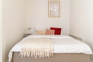 Apartment, Courtyard View | 1 bedroom, iron/ironing board, free WiFi
