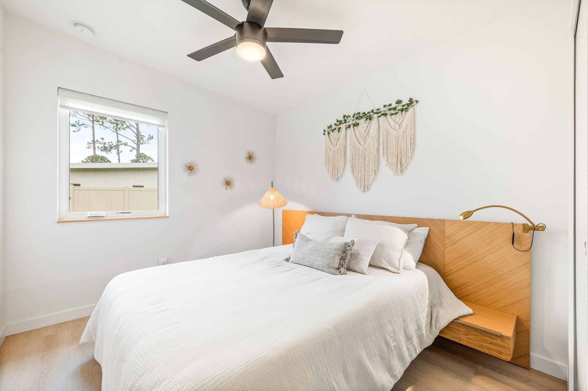 3 soverom, skrivebord, strykejern/-brett og wi-fi (inkludert)