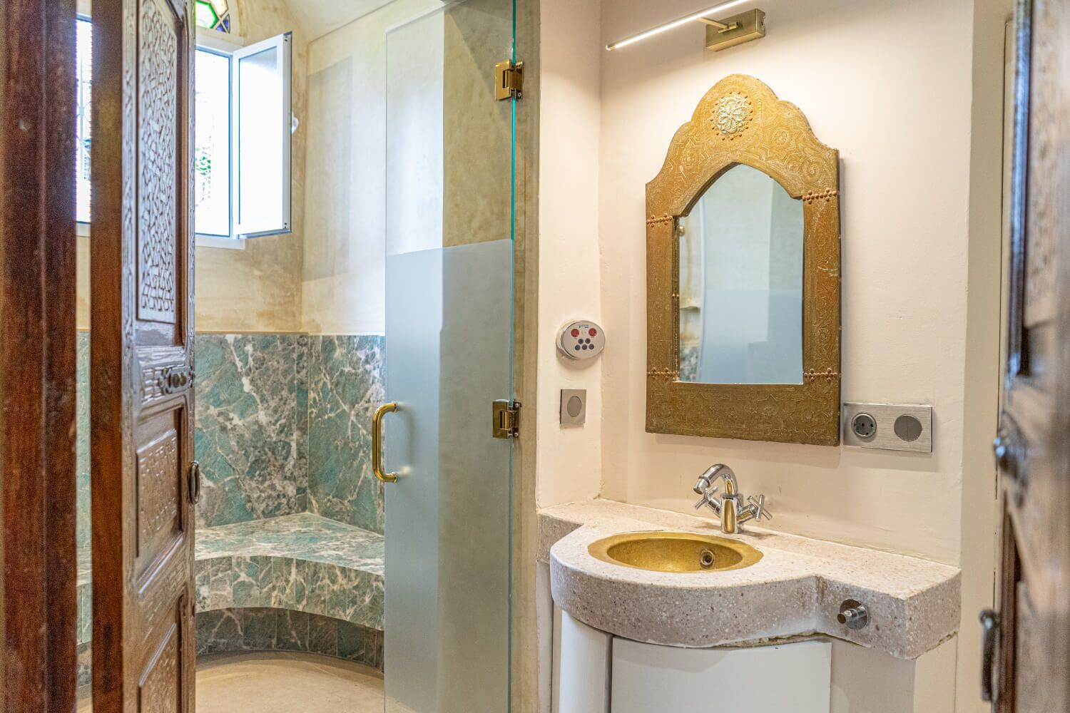 Foto - Absinthe Guest House