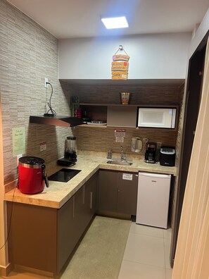 Micro-ondas, fogão, cooktop