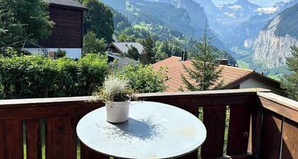 Chalet Luegistal - a stunning Alpine mountain holiday 2-bedroom apartment