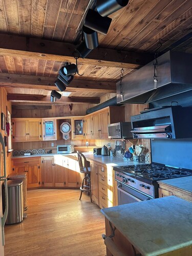 Charming oceanfront retreat, where time slows down and memories are made. 