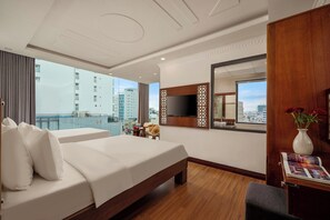 Ropa de cama de alta calidad y escritorio 