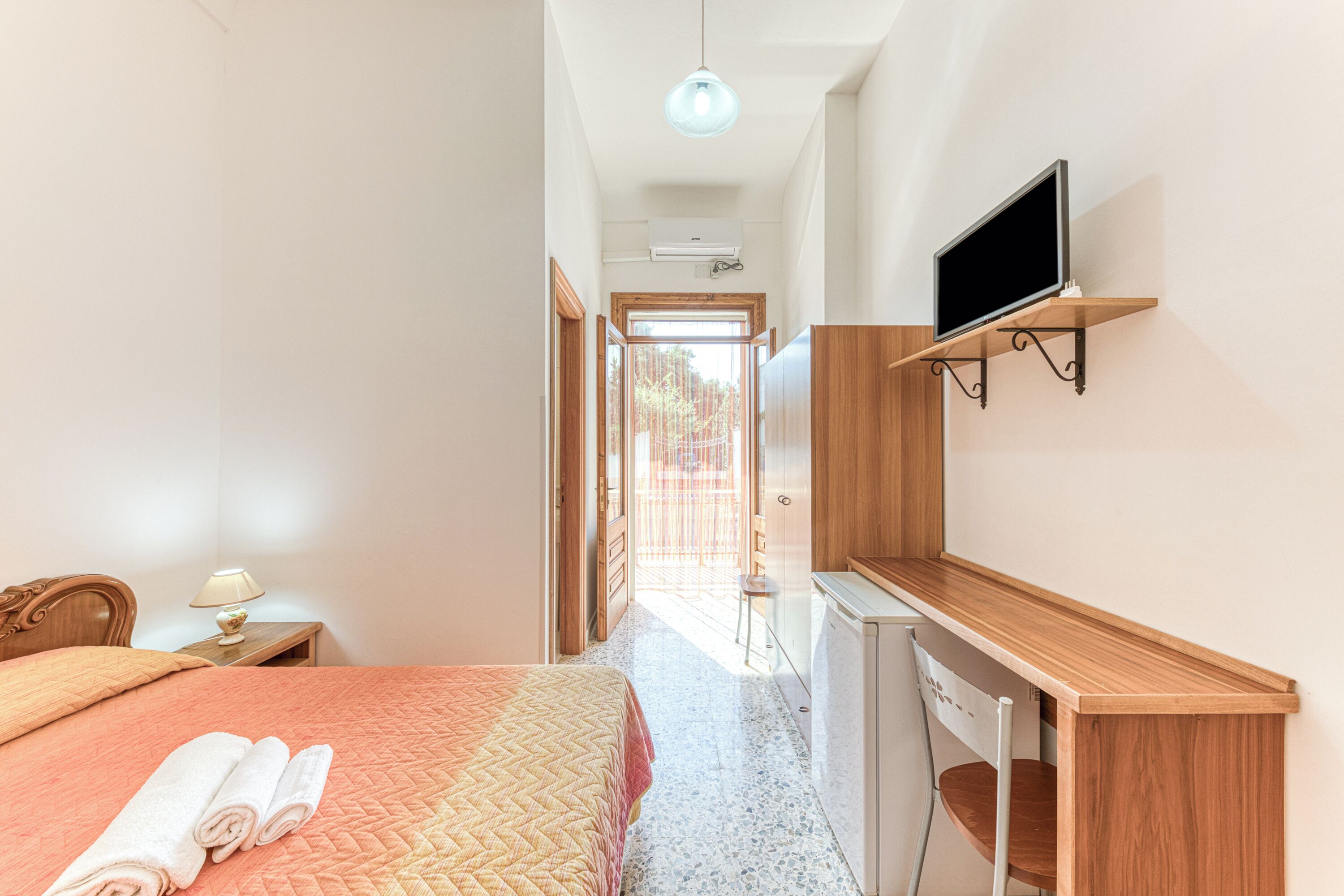 2 bedrooms, soundproofing