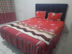 Deluxe Double Room - Hotel O Home Stay Syariah Annur (Jalaksana)