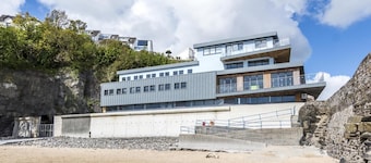 Harbour Stays - The Marine Centre