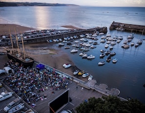 Children's activities - Harbour Stays - The Marine Centre (Saundersfoot)