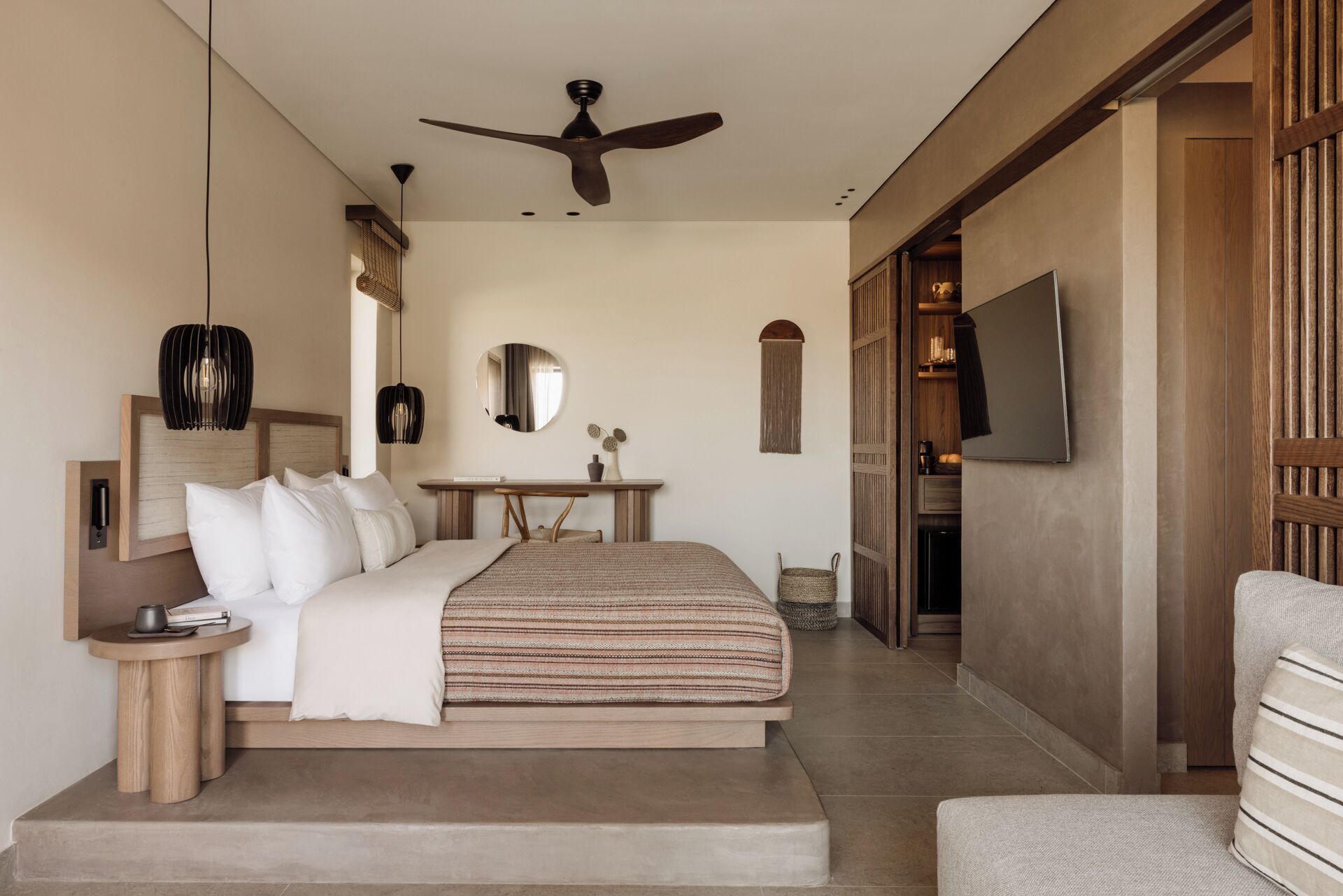 Suíte estúdio júnior, piscina particular | Frigobar, Wi-Fi de cortesia, roupa de cama