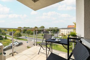 Appartamento, 2 camere da letto, 2 bagni | Balcone