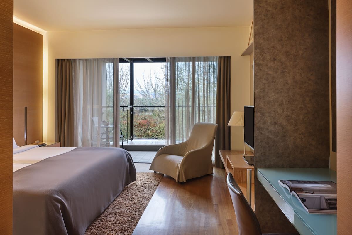 Superior Room, Garden View | 1 bedroom, free WiFi