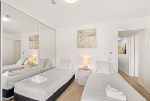 2 bedrooms, WiFi, bed sheets