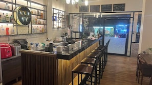 Restaurant - Butlers WDH (Bangkok)