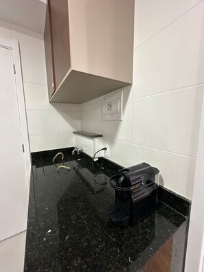 베이직 아파트 | 내부