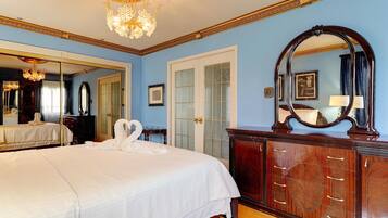 4 chambres, fer et planche à repasser, Wi-Fi, draps fournis