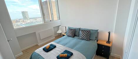 Apartment | 2 bedrooms, iron/ironing board, free WiFi, bed sheets