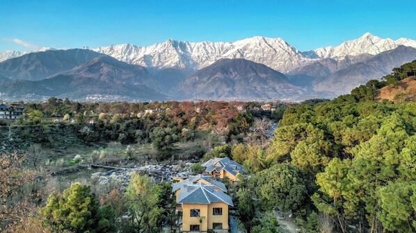 Fachada de la propiedad